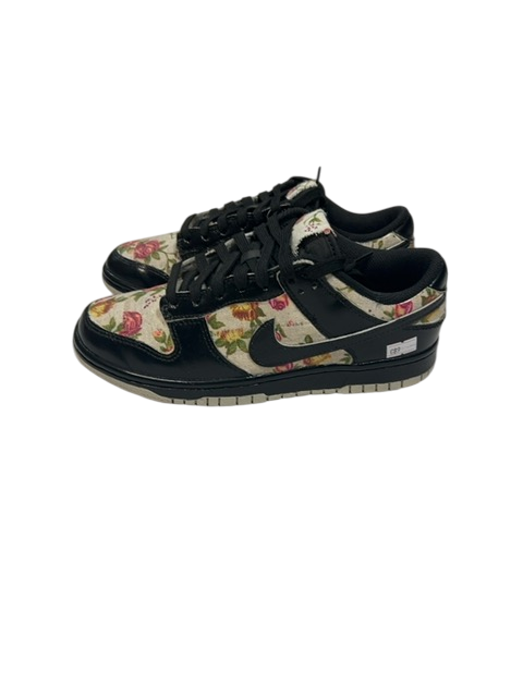 Chaussures Nike Dunk Low a fleurs