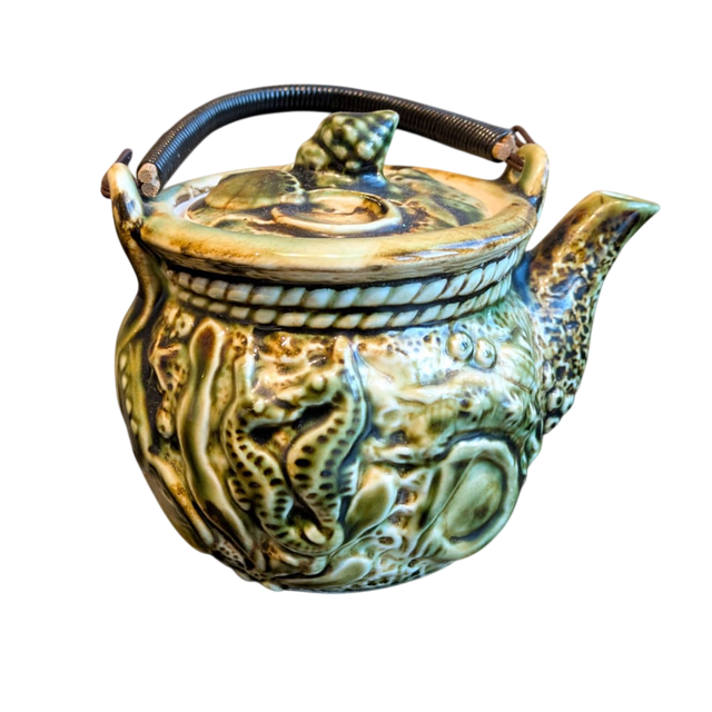 Théière vintage en barbotine verte vallauris année 50